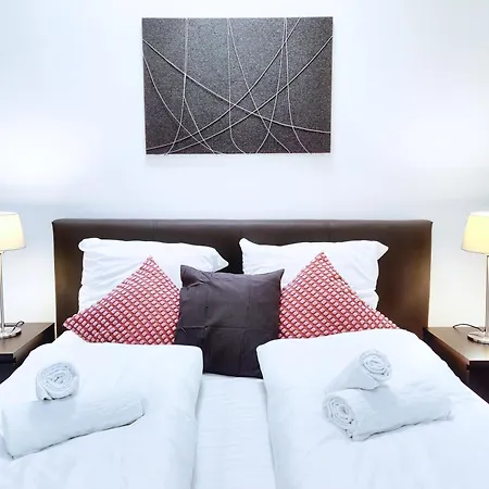 Grosses Modernes Loft Mit Tischkicker, Billiard Und Heimkino In Uni Und Klinik Naehe Apartamento